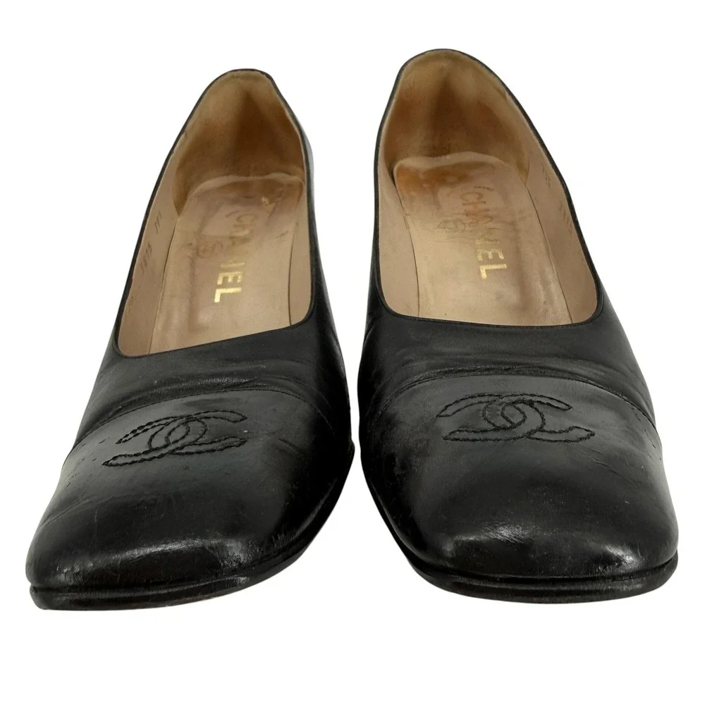Chanel Black Leather Pump Heels